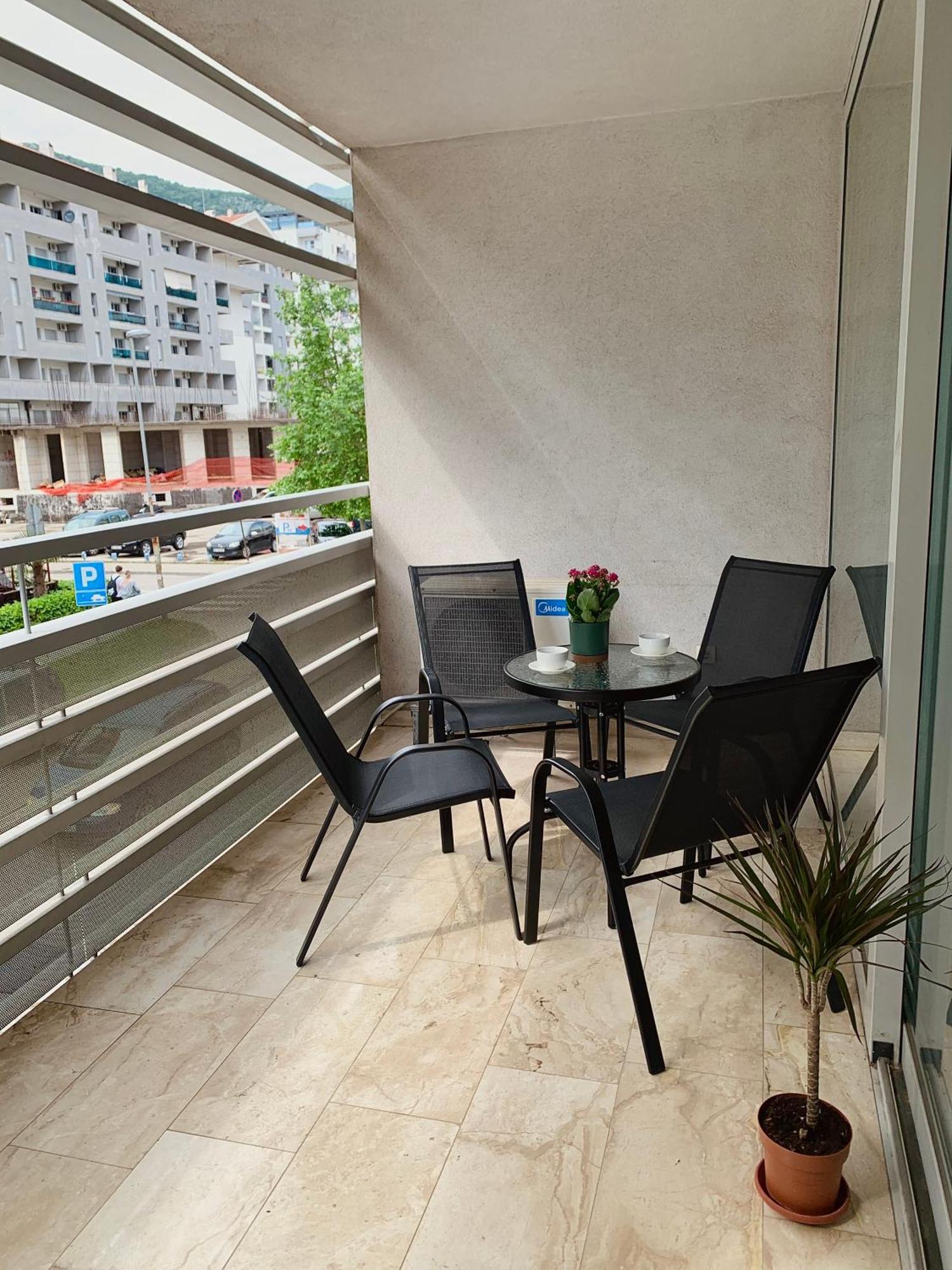 Sky High Apartment Budva